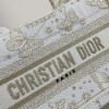Christian Dior DIOR BOOK TOTE classic small rattan stitching white handbag Christian Dior DIOR BOOK TOTE classic small rattan stitching white handbag