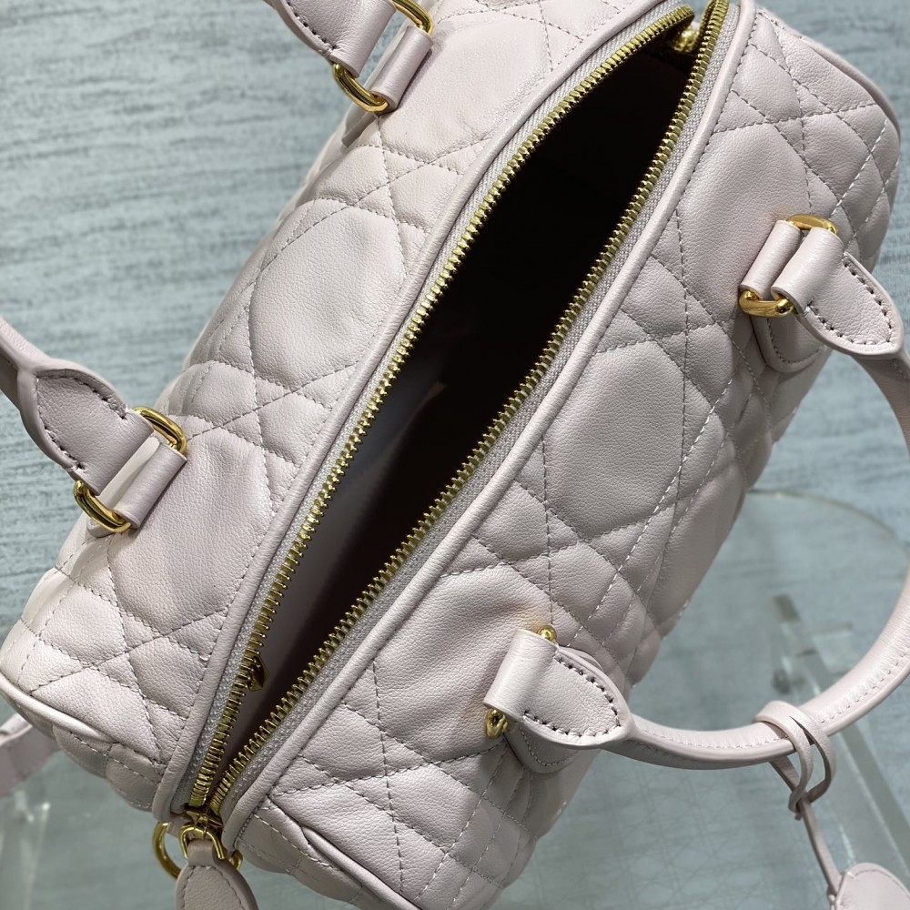 Christian Dior My Dior series matte lambskin matte rattan pattern exquisite pink handbag Christian Dior My Dior series matte lambskin matte rattan pattern exquisite pink handbag