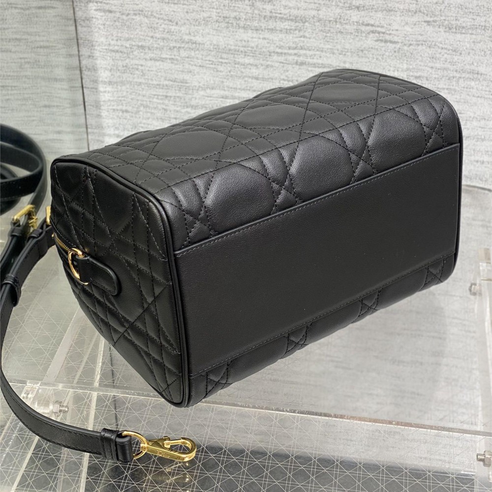 Christian Dior My Dior series matte lambskin matte rattan pattern pure black handbag Christian Dior My Dior series matte lambskin matte rattan pattern pure black handbag