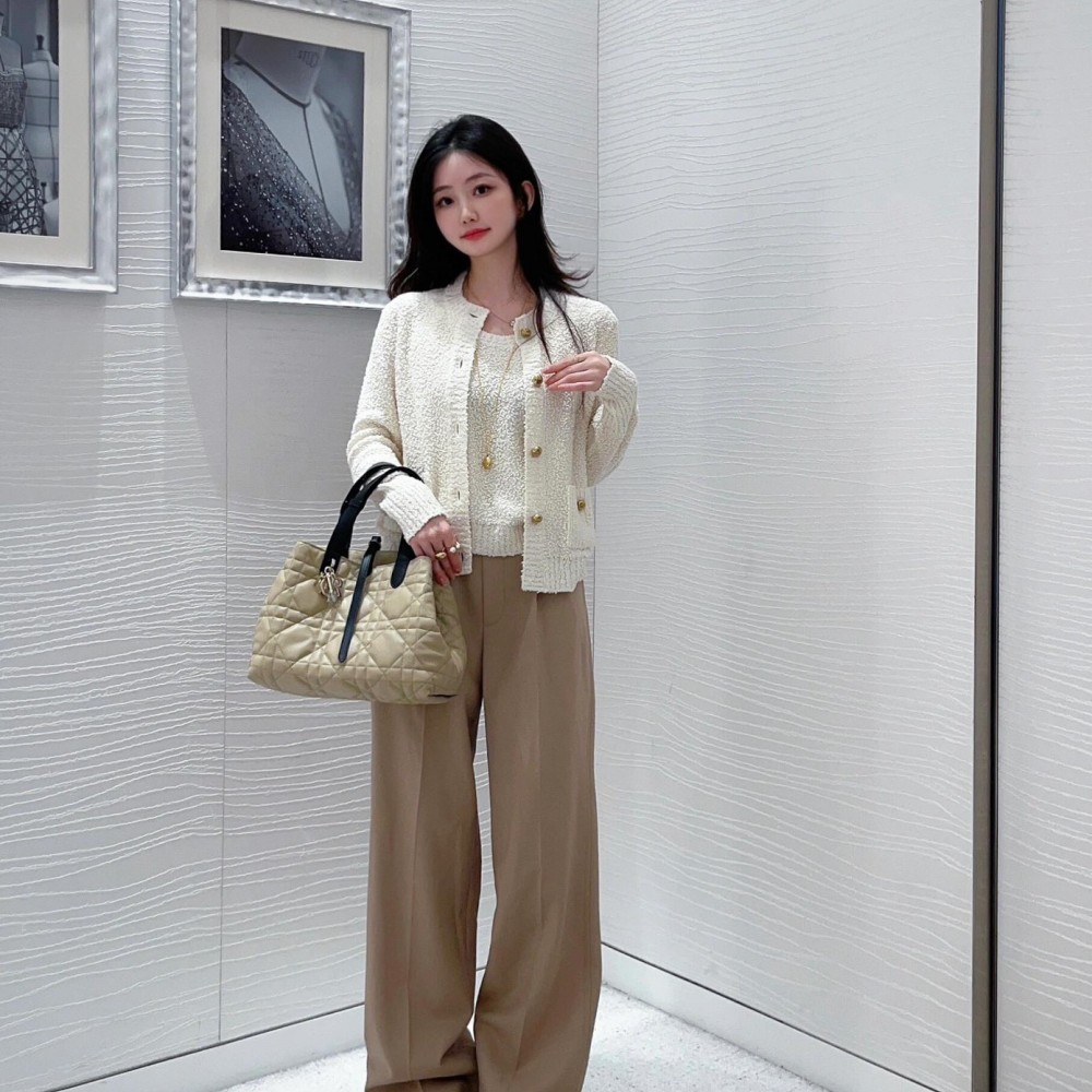 Christian Dior LADY Dior series matte rattan pattern exquisite hardware pure beige handbag Christian Dior LADY Dior series matte rattan pattern exquisite hardware pure beige handbag