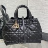 Christian Dior LADY Dior series matte rattan pattern exquisite hardware pure black handbag Christian Dior LADY Dior series matte rattan pattern exquisite hardware pure black handbag