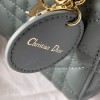 Christian Dior LADY Dior series emerald green patent leather texture exquisite hardware handbag Christian Dior LADY Dior series emerald green patent leather texture exquisite hardware handbag