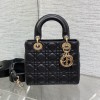 Christian Dior LADY Dior series pure black patent leather texture exquisite hardware medium handbag Christian Dior LADY Dior series pure black patent leather texture exquisite hardware medium handbag