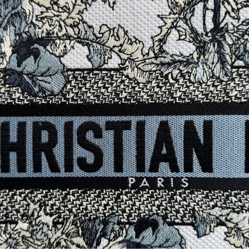 Christian Dior BOOK TOTE series dark blue print embroidered handbag Christian Dior BOOK TOTE series dark blue print embroidered handbag