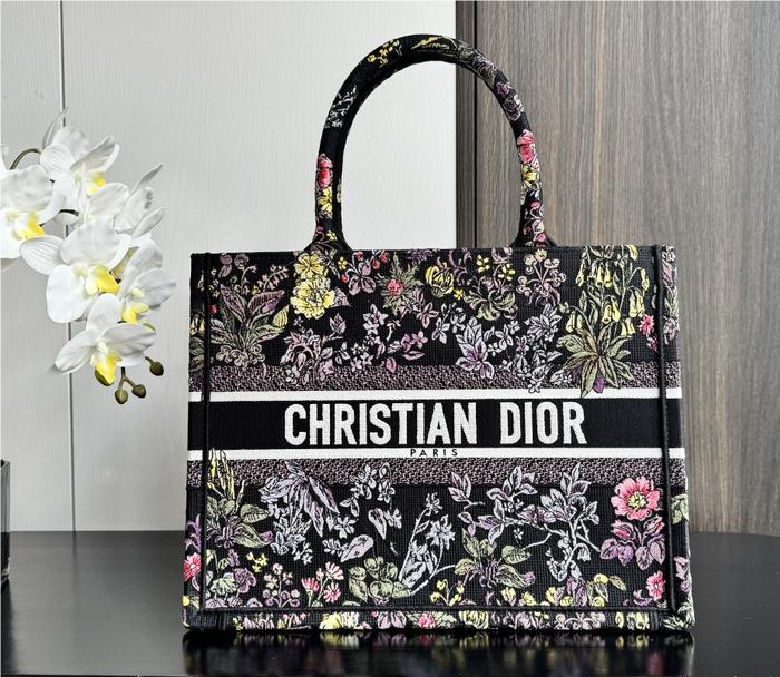 Christian Dior BOOK TOTE series ink-colored printed embroidered handbag Christian Dior BOOK TOTE series ink-colored printed embroidered handbag
