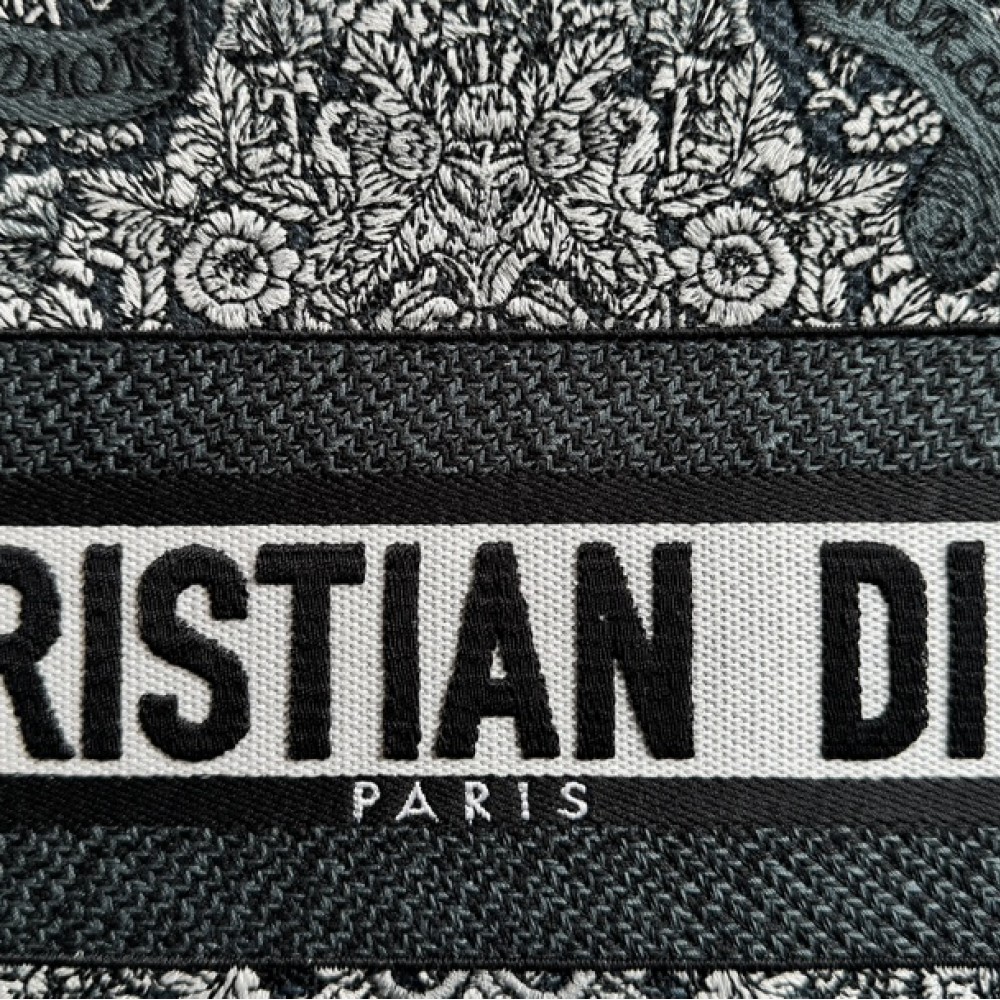 Christian Dior BOOK TOTE series black printed embroidered handbag Christian Dior BOOK TOTE series black printed embroidered handbag
