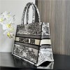 Christian Dior BOOK TOTE series black and white ink painting print embroidered handbag Christian Dior BOOK TOTE series black and white ink painting print embroidered handbag