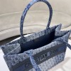 Christian Dior BOOK TOTE series turquoise blue ink-dyed printed embroidered handbag Christian Dior BOOK TOTE series turquoise blue ink-dyed printed embroidered handbag