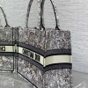 Christian Dior BOOK TOTE series printed embroidered handbag Christian Dior BOOK TOTE series printed embroidered handbag