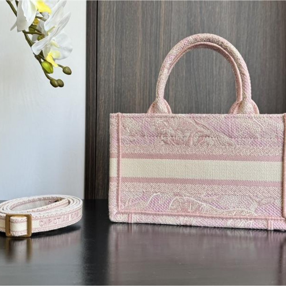 Christian Dior BOOK TOTE series pink printed embroidered handbag Christian Dior BOOK TOTE series pink printed embroidered handbag