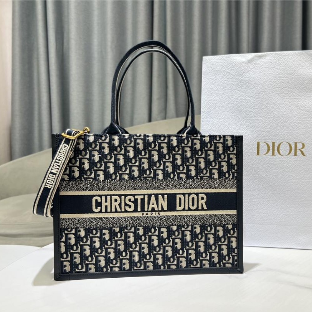 Christian Dior BOOK TOTE series dark blue medium printed embroidered handbag Christian Dior BOOK TOTE series dark blue medium printed embroidered handbag