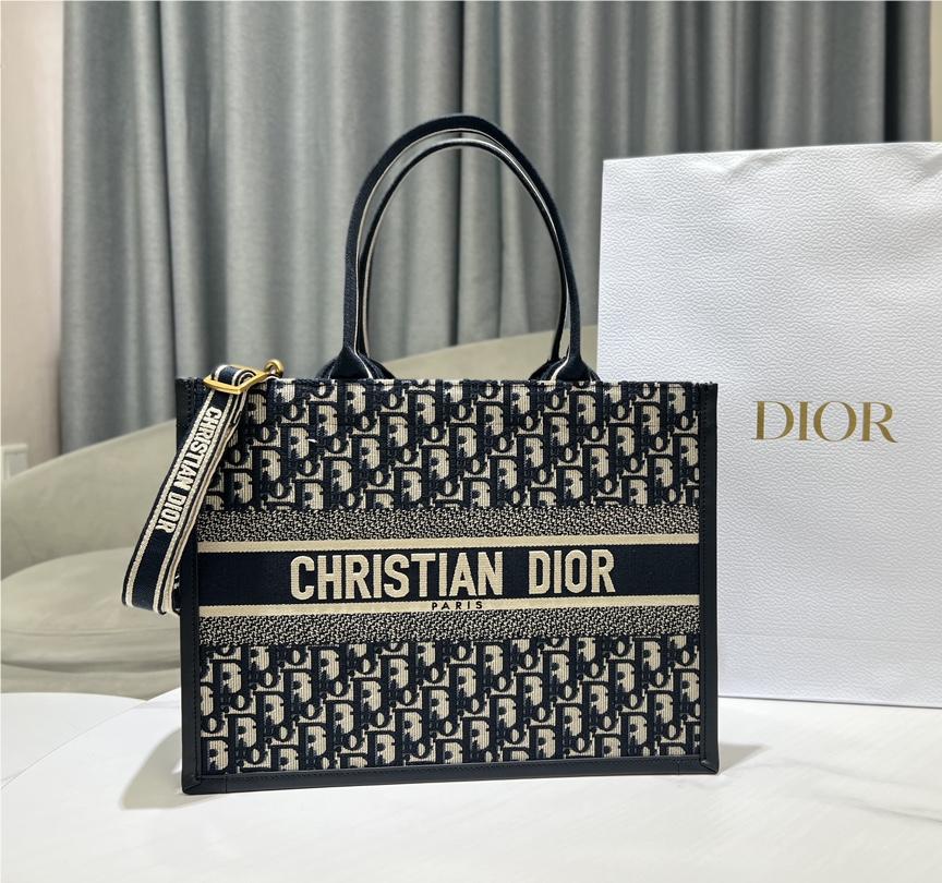 Christian Dior BOOK TOTE series dark blue medium printed embroidered handbag Christian Dior BOOK TOTE series dark blue medium printed embroidered handbag
