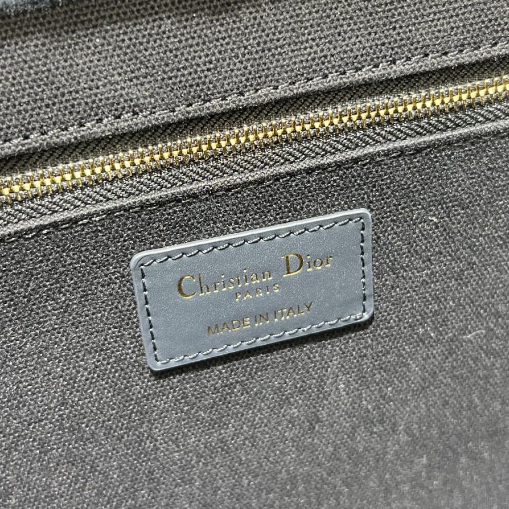 Christian Dior BOOK TOTE series dark blue medium printed embroidered handbag Christian Dior BOOK TOTE series dark blue medium printed embroidered handbag