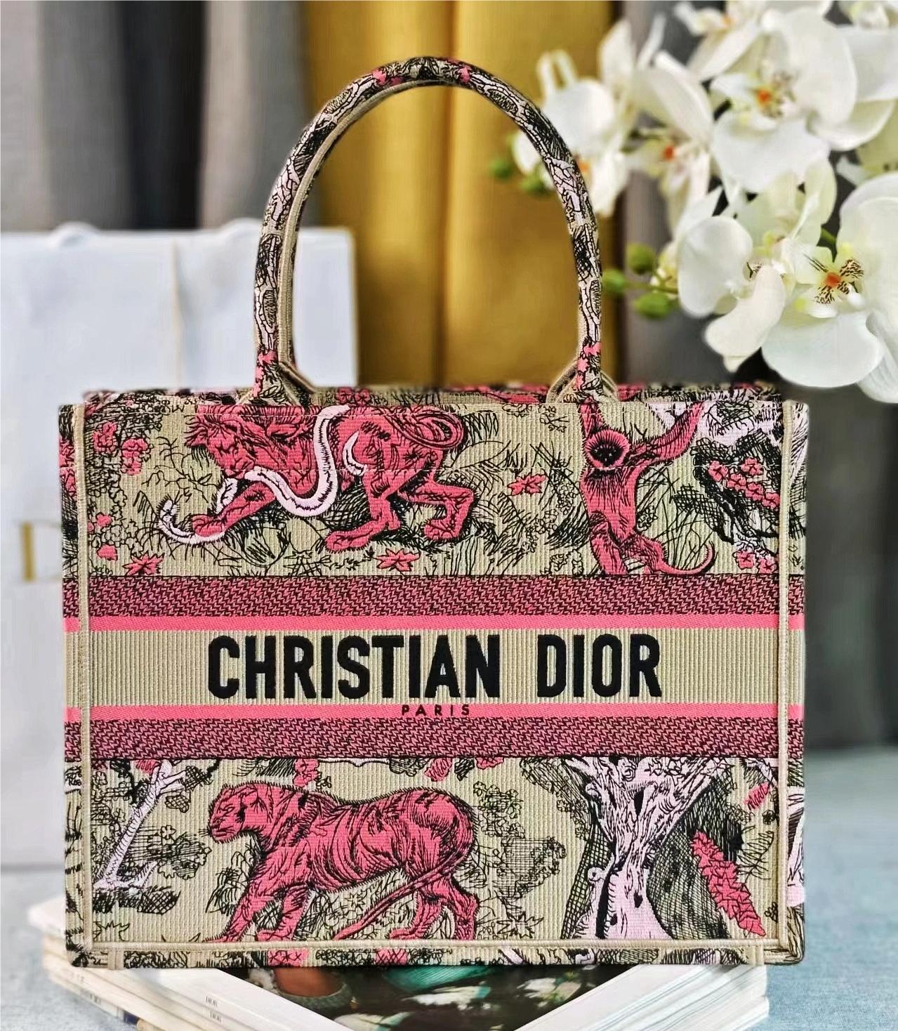 Christian Dior BOOK TOTE series pink printed embroidered handbag Christian Dior BOOK TOTE series pink printed embroidered handbag