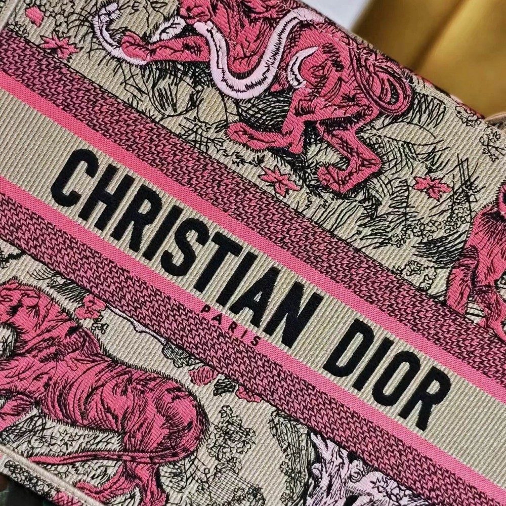 Christian Dior BOOK TOTE series pink printed embroidered handbag Christian Dior BOOK TOTE series pink printed embroidered handbag