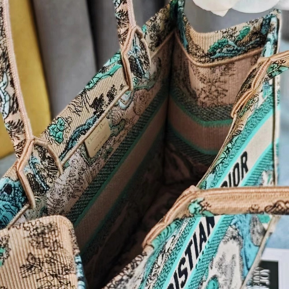 Christian Dior BOOK TOTE series emerald green printed embroidered handbag Christian Dior BOOK TOTE series emerald green printed embroidered handbag