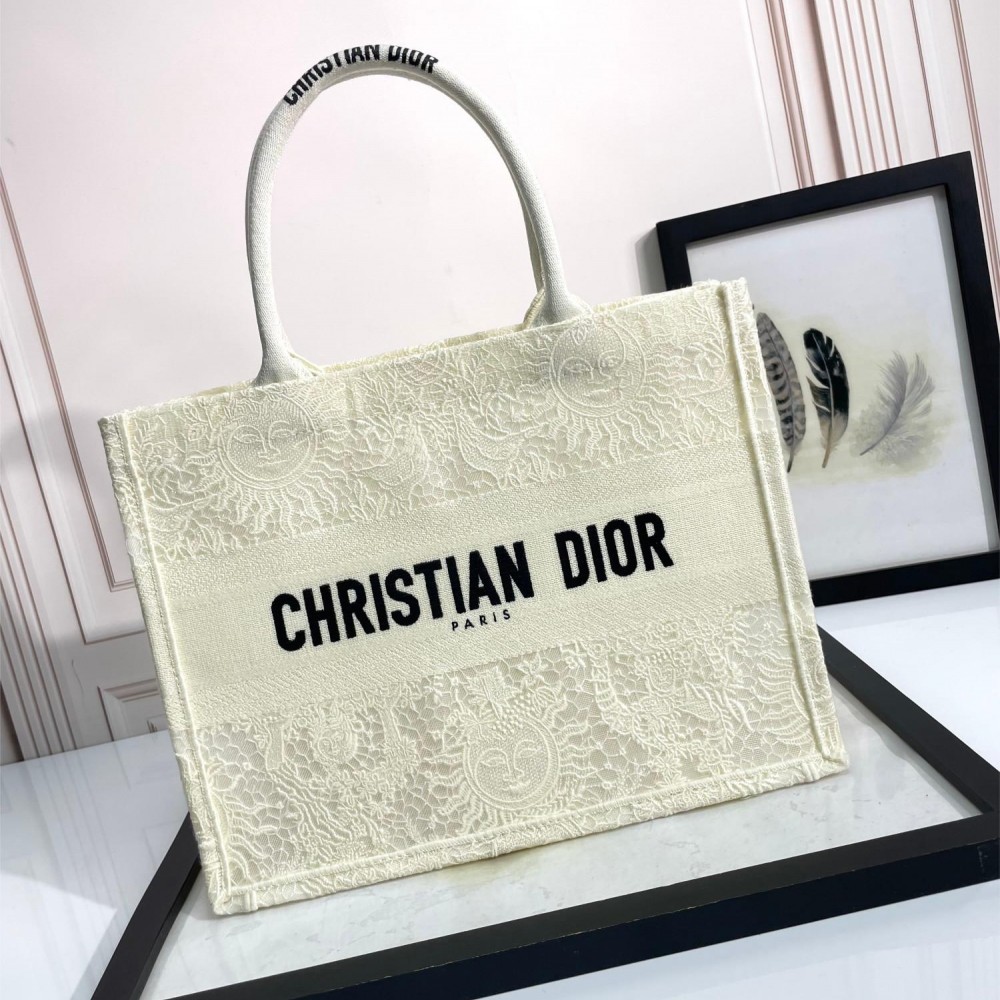 Christian Dior BOOK TOTE series medium beige fabric printed embroidered handbag Christian Dior BOOK TOTE series medium beige fabric printed embroidered handbag