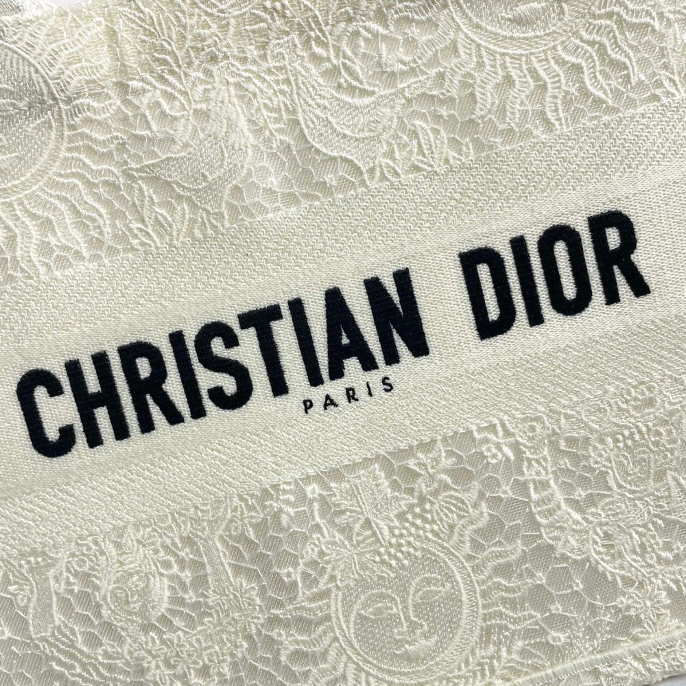 Christian Dior BOOK TOTE series medium beige fabric printed embroidered handbag Christian Dior BOOK TOTE series medium beige fabric printed embroidered handbag