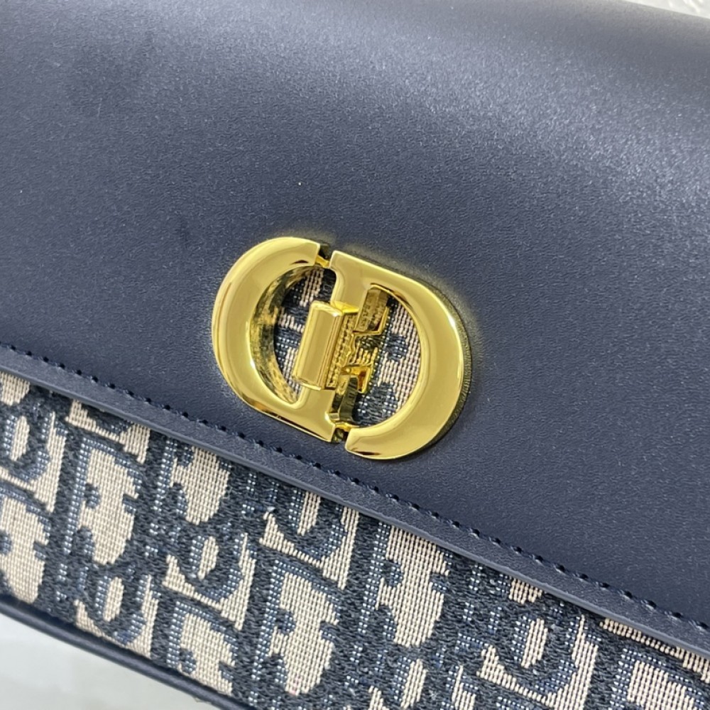 Christian Dior classic monogram patchwork leather chain handbag Christian Dior classic monogram patchwork leather chain handbag