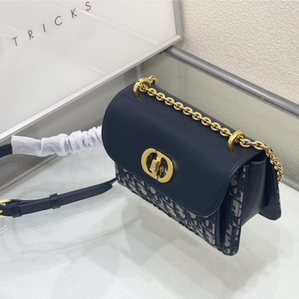 Christian Dior CARO series blue printed exquisite hardware chain bag Christian Dior CARO series blue printed exquisite hardware chain bag