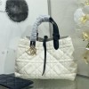 Christian Dior Lady Dior series pure white lambskin exquisite hardware chain bag Christian Dior Lady Dior series pure white lambskin exquisite hardware chain bag