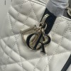 Christian Dior Lady Dior series pure white lambskin exquisite hardware chain bag Christian Dior Lady Dior series pure white lambskin exquisite hardware chain bag
