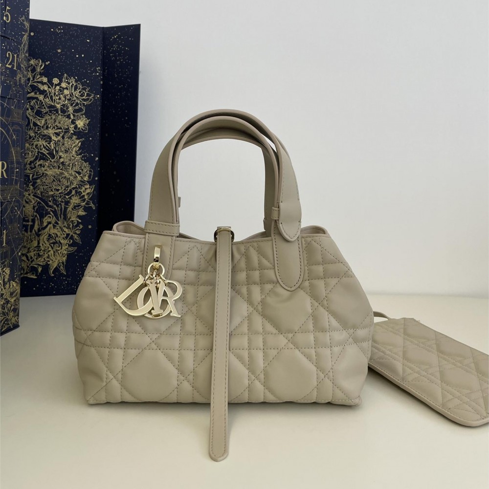 Christian Dior LADY DIOR classic rattan stitching gray handbag Christian Dior LADY DIOR classic rattan stitching gray handbag