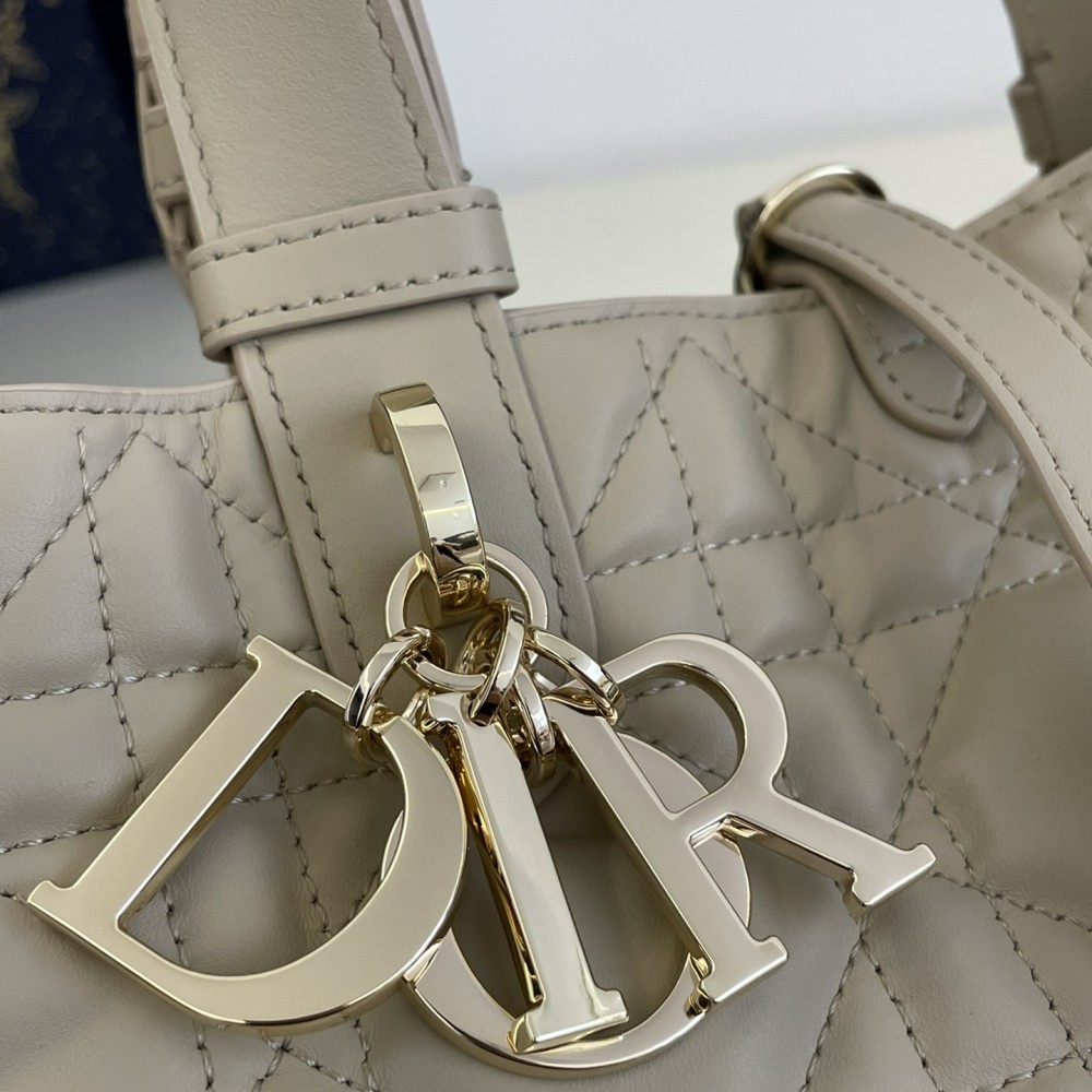 Christian Dior LADY DIOR classic rattan stitching gray handbag Christian Dior LADY DIOR classic rattan stitching gray handbag