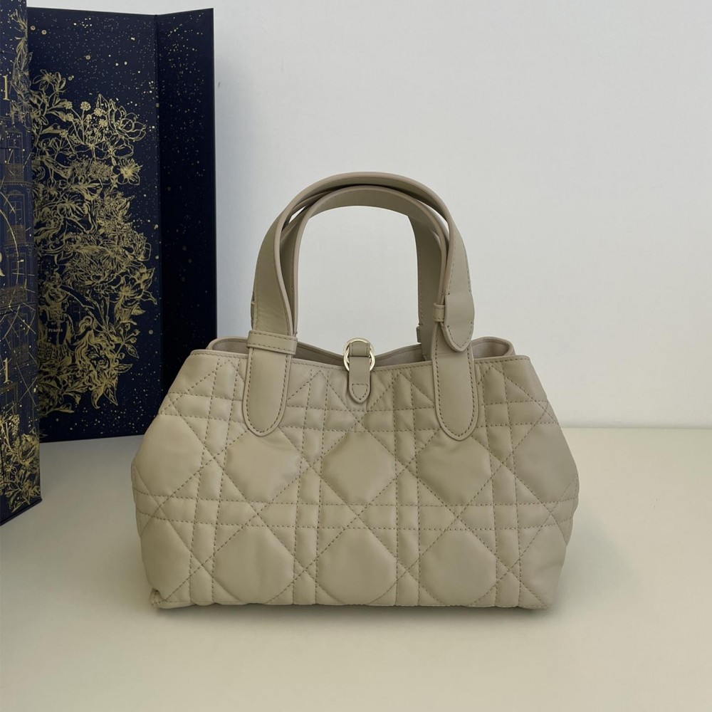 Christian Dior LADY DIOR classic rattan stitching gray handbag Christian Dior LADY DIOR classic rattan stitching gray handbag