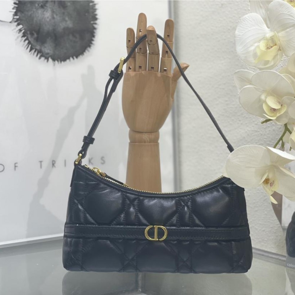 Christian Dior DIOR CARO series oversized rattan check detachable leather chain bag Christian Dior DIOR CARO series oversized rattan check detachable leather chain bag