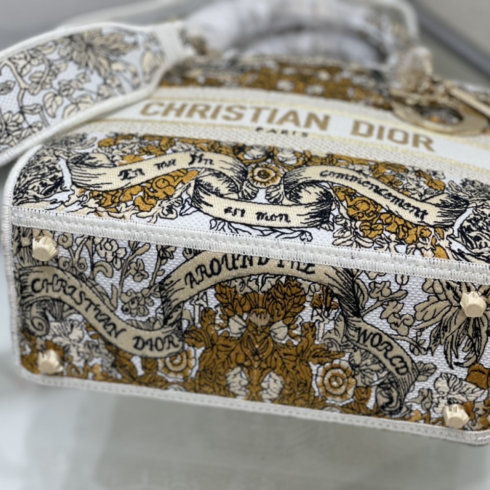 Christian Dior LADY DIOR series platinum embroidery gold silk print chain handbag Christian Dior LADY DIOR series platinum embroidery gold silk print chain handbag