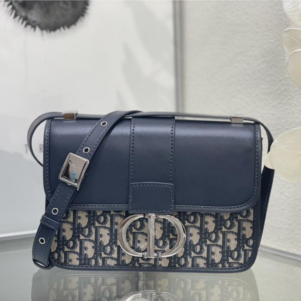 Christian Dior SADDLE series blue printed gold stamped logo shoulder strap flap horseshoe bag Christian Dior SADDLE series blue printed gold stamped logo shoulder strap flap horseshoe bag