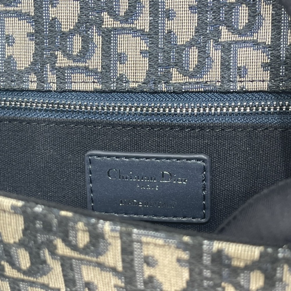 Christian Dior SADDLE series blue printed gold stamped logo shoulder strap flap horseshoe bag Christian Dior SADDLE series blue printed gold stamped logo shoulder strap flap horseshoe bag