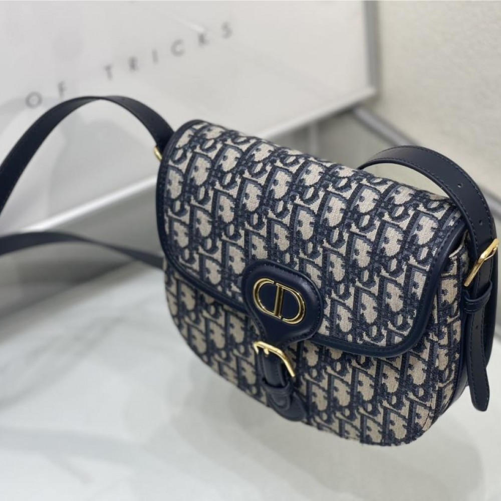 Christian Dior DIOR SADDLE series classic blue printed gold stamped logo shoulder strap flap shoulder bag Christian Dior DIOR SADDLE series classic blue printed gold stamped logo shoulder strap flap shoulder bag