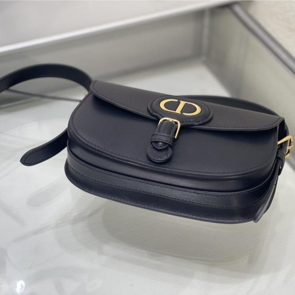 Christian Dior DIOR SADDLE series classic pure black leather gold logo shoulder strap flap shoulder bag Christian Dior DIOR SADDLE series classic pure black leather gold logo shoulder strap flap shoulder bag