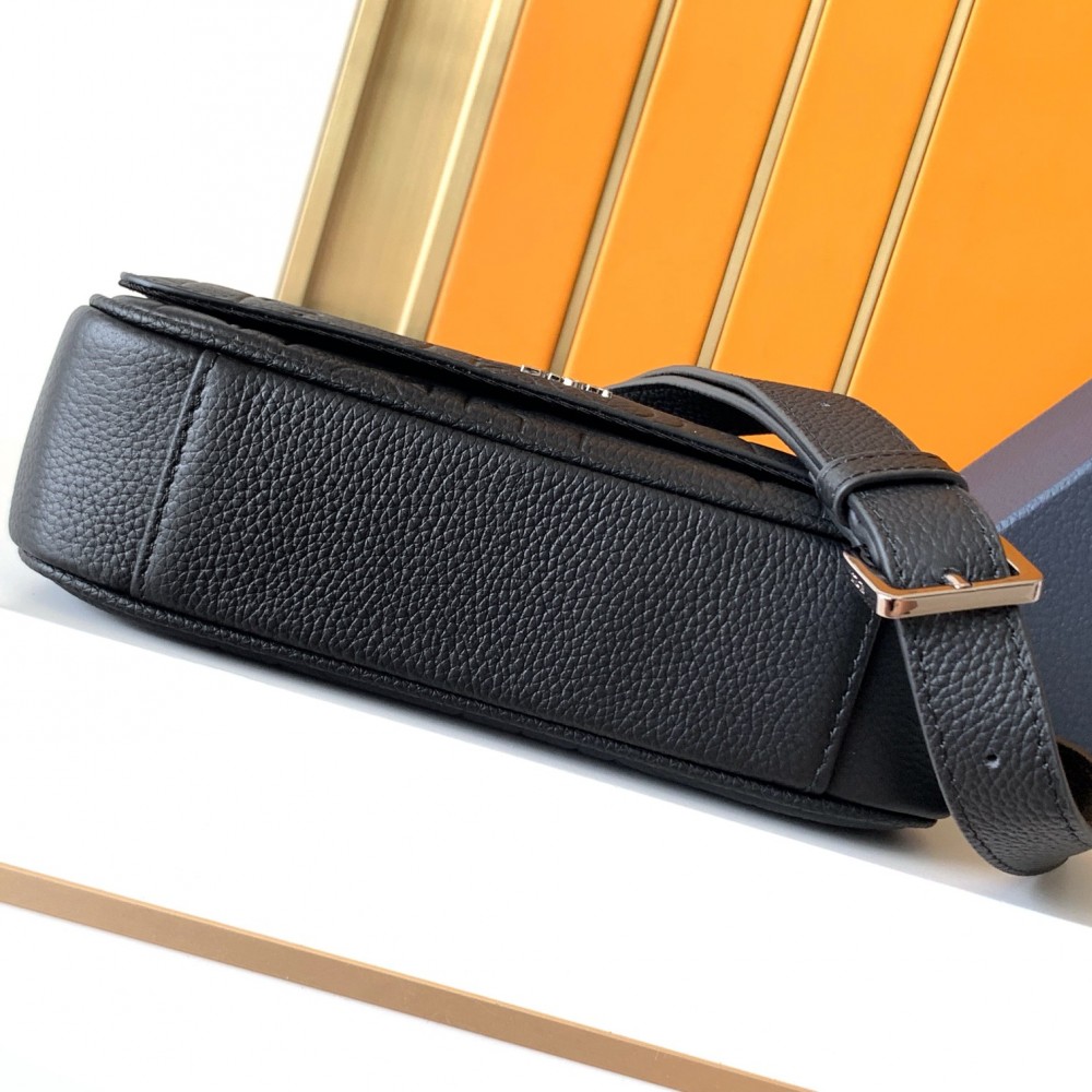 Christian Dior Oblique Collection Classic Black Cannage Leather Crossbody Handbag Christian Dior Oblique Collection Classic Black Cannage Leather Crossbody Handbag