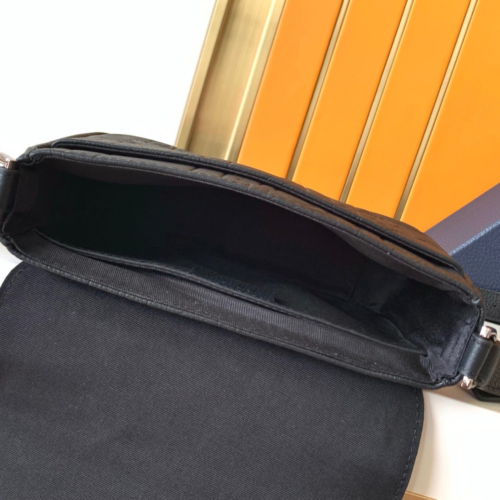 Christian Dior Oblique Collection Classic Black Cannage Leather Crossbody Handbag Christian Dior Oblique Collection Classic Black Cannage Leather Crossbody Handbag