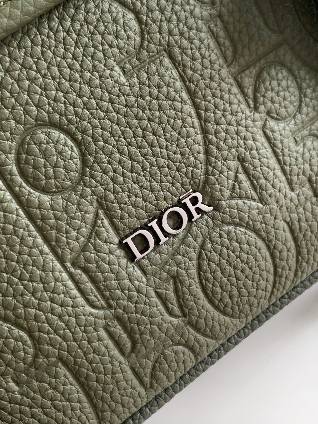 Christian Dior Oblique Classic Army Green Cannage Leather Crossbody Handbag Christian Dior Oblique Classic Army Green Cannage Leather Crossbody Handbag