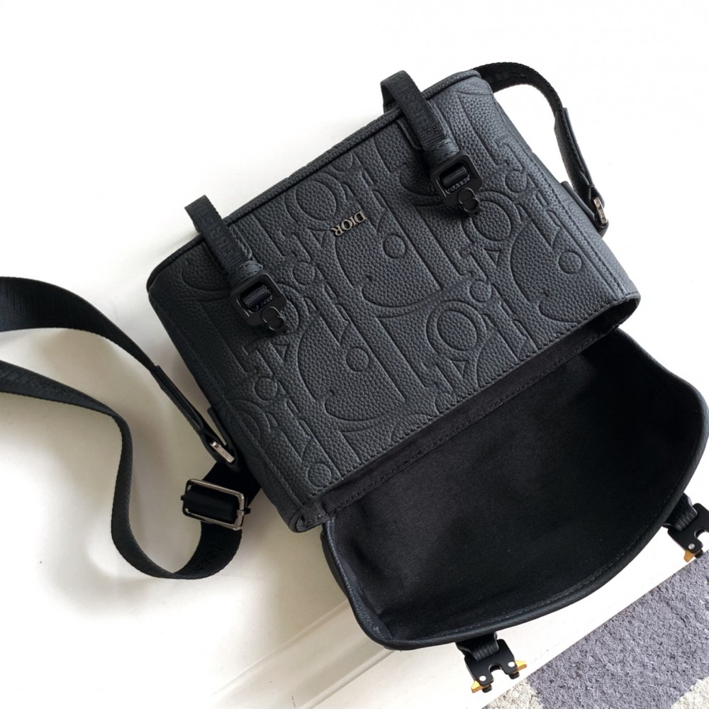 Christian Dior Oblique Collection Classic Black Cannage Leather Crossbody Handbag Christian Dior Oblique Collection Classic Black Cannage Leather Crossbody Handbag