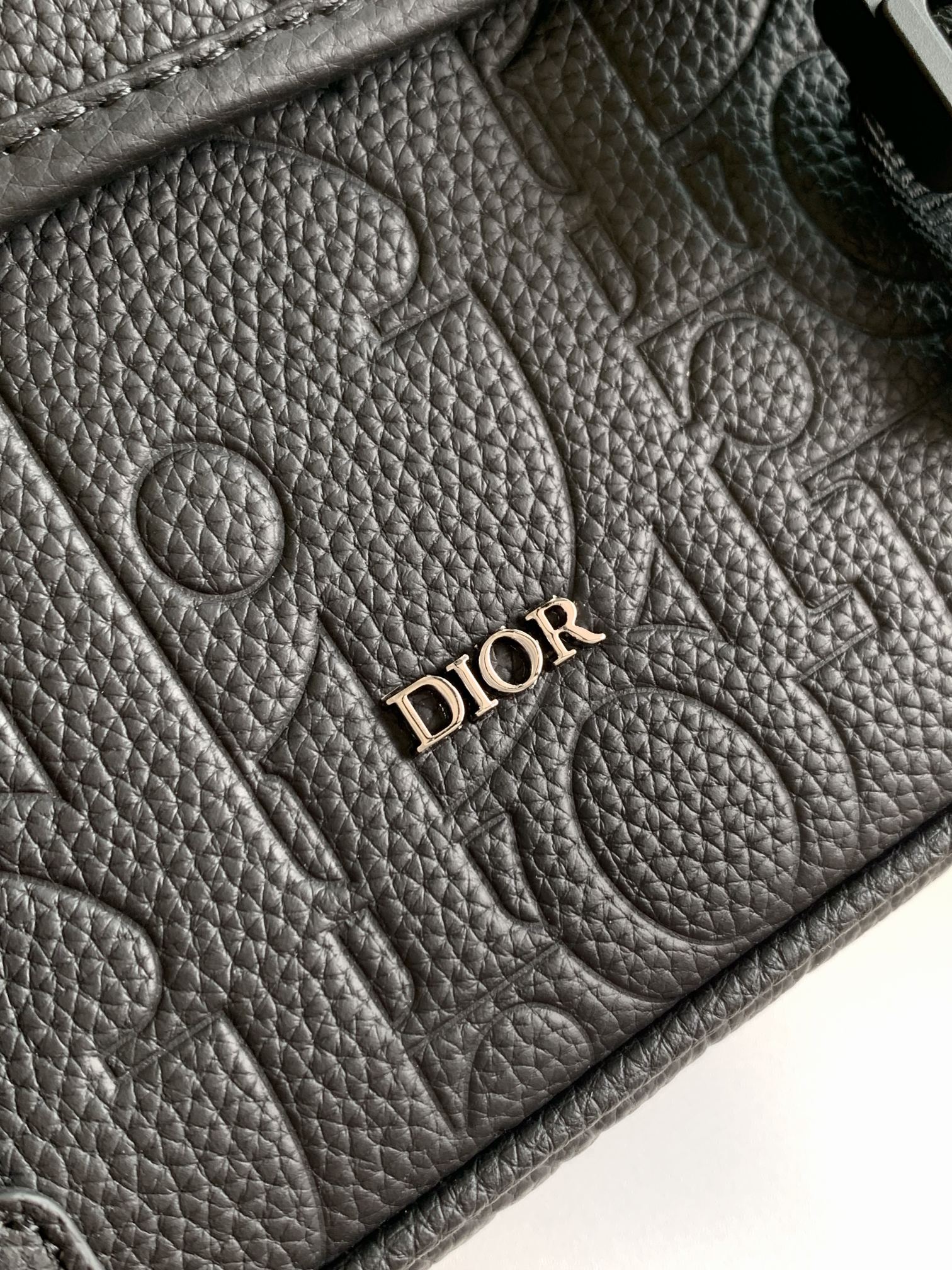 Christian Dior Oblique Collection Classic Black Cannage Leather Crossbody Handbag Christian Dior Oblique Collection Classic Black Cannage Leather Crossbody Handbag