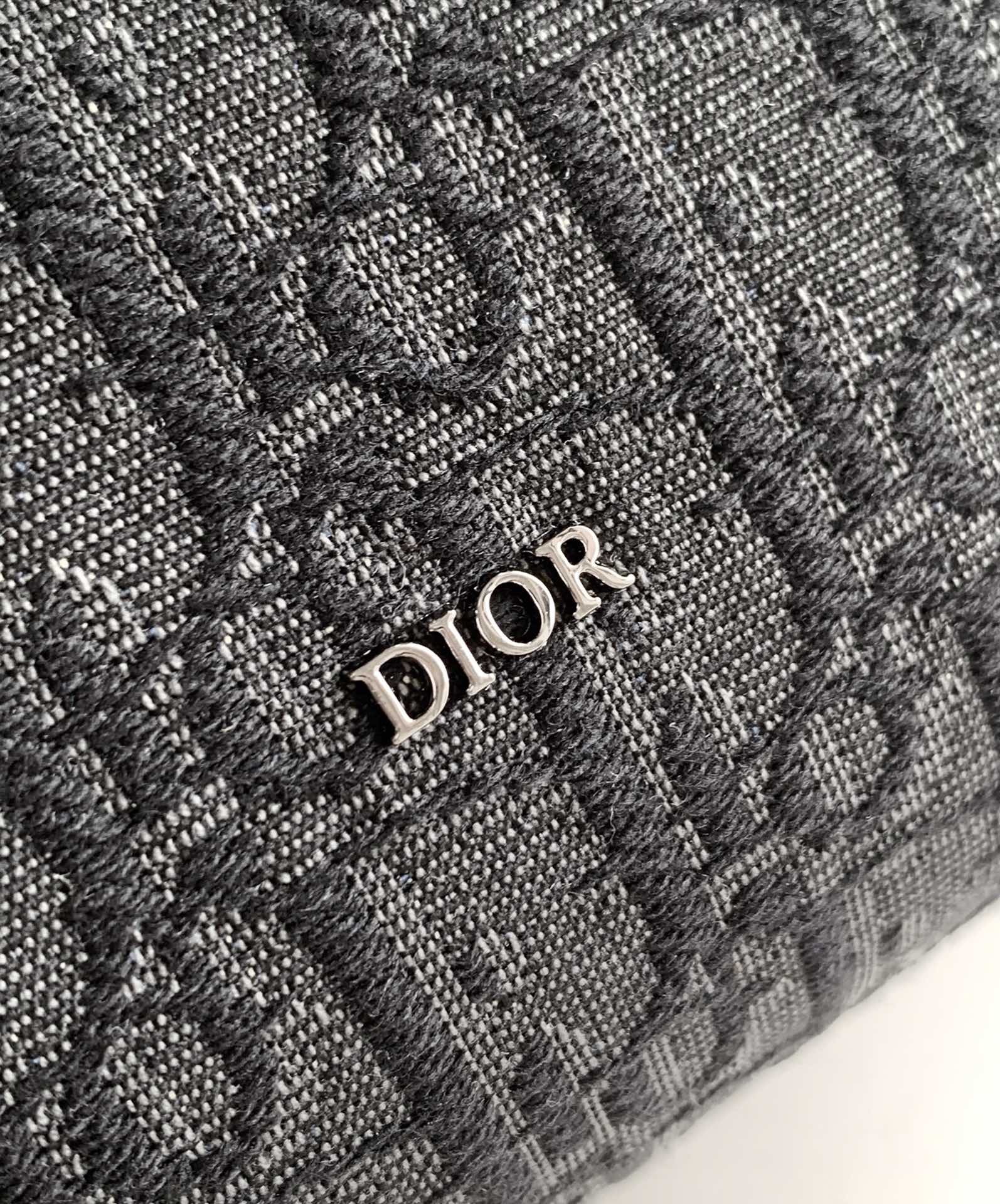 Christian Dior Oblique Collection Classic Black Cannage Leather Crossbody Handbag Christian Dior Oblique Collection Classic Black Cannage Leather Crossbody Handbag
