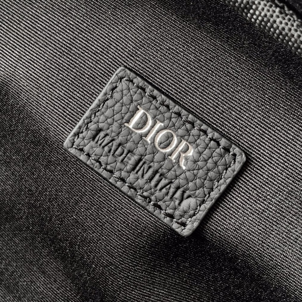 Christian Dior Oblique Collection Classic Black Cannage Leather Crossbody Handbag Christian Dior Oblique Collection Classic Black Cannage Leather Crossbody Handbag
