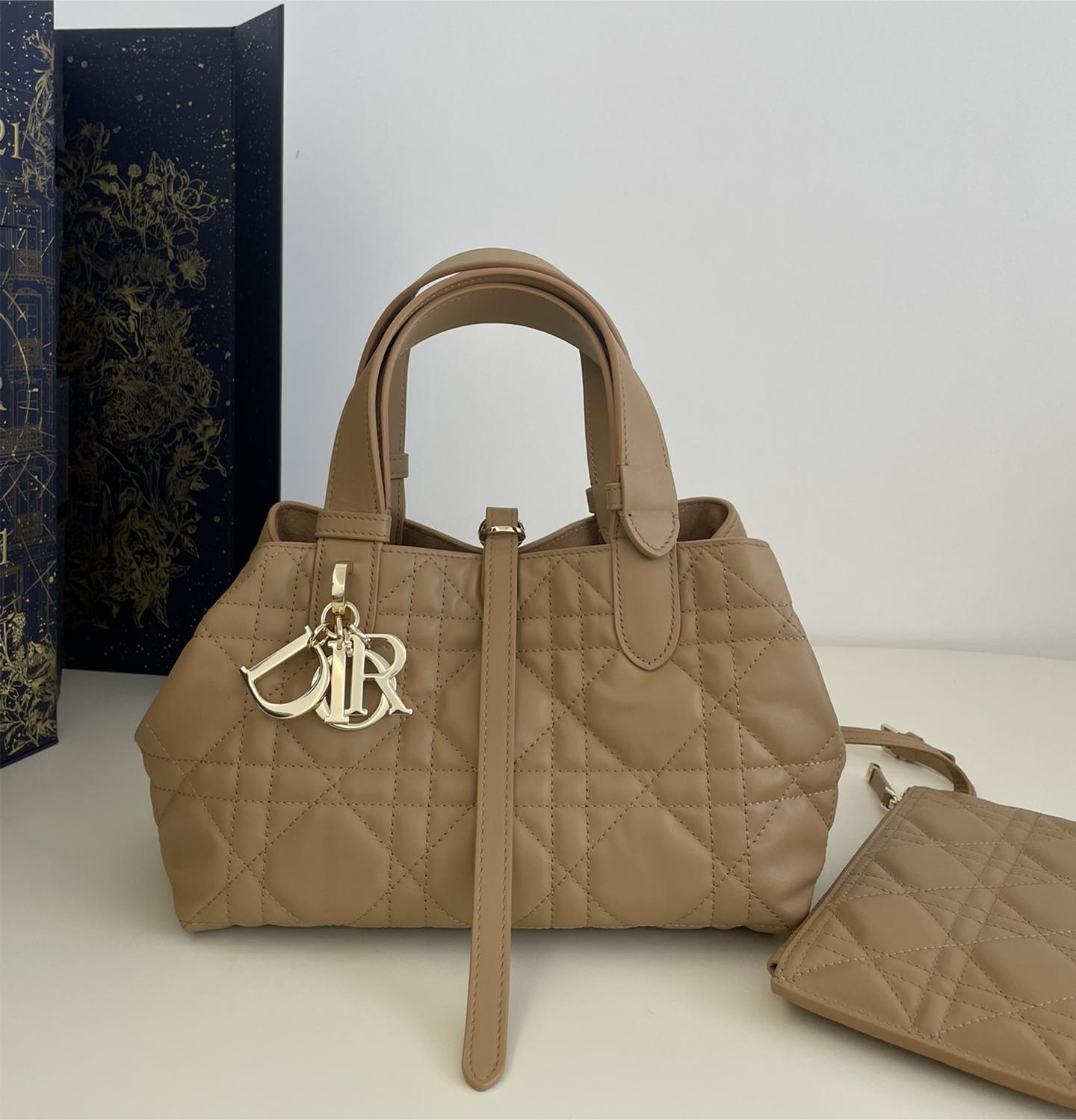 Christian Dior LADY DIOR classic rattan stitching brown leather handbag Christian Dior LADY DIOR classic rattan stitching brown leather handbag