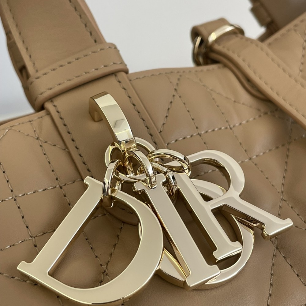 Christian Dior LADY DIOR classic rattan stitching brown leather handbag Christian Dior LADY DIOR classic rattan stitching brown leather handbag