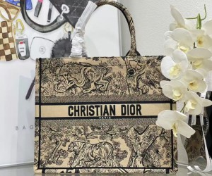 DIOR