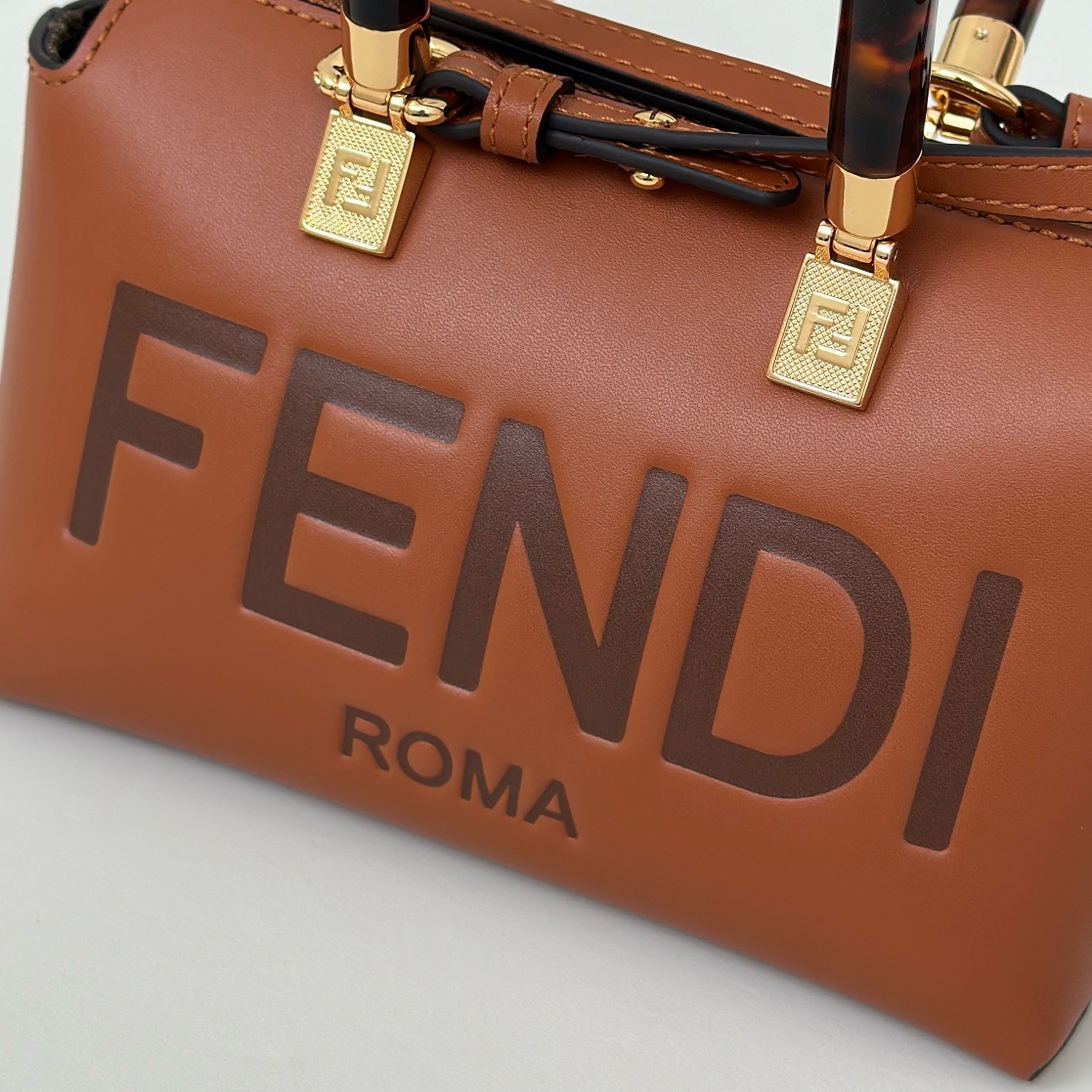 FENDI Baguette Forest Brown Luxury Practical Handbag