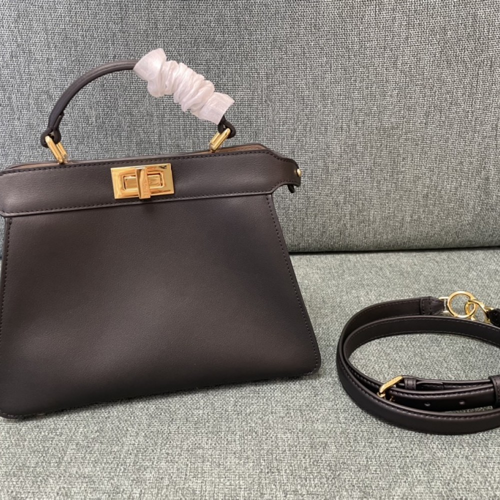 FENDI Peekaboo series handbag crossbody bag FENDI Peekaboo series handbag crossbody bag