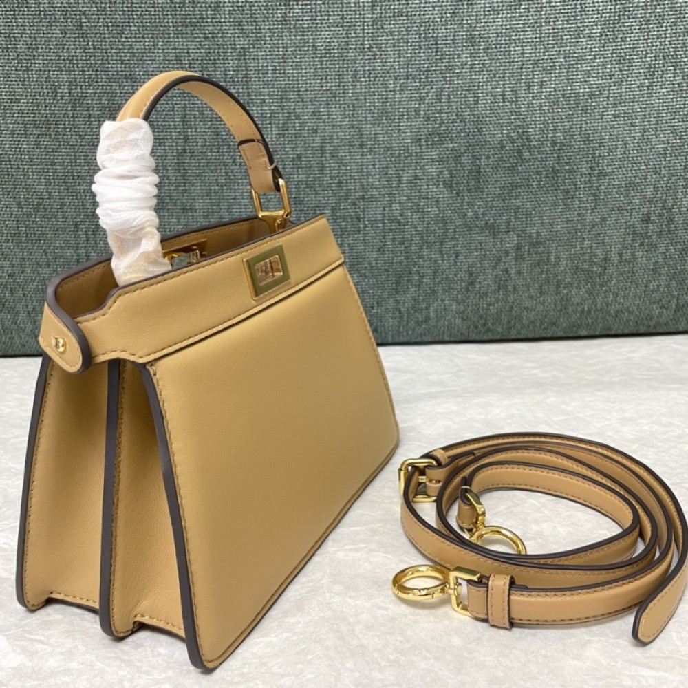 FENDI Peekaboo Yellow Crossbody Bag FENDI Peekaboo Yellow Crossbody Bag