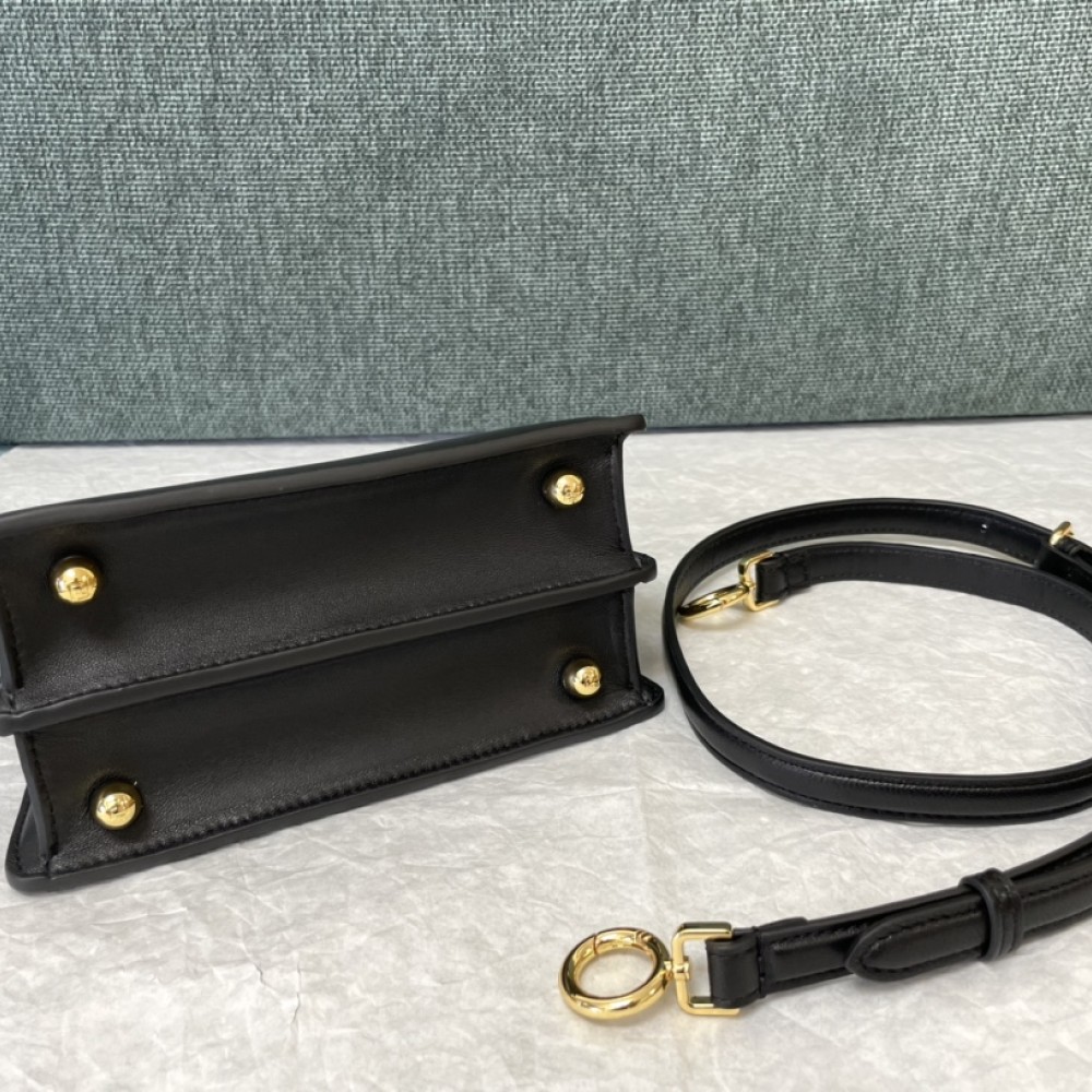 FENDI Peekaboo Black Crossbody Bag FENDI Peekaboo Black Crossbody Bag