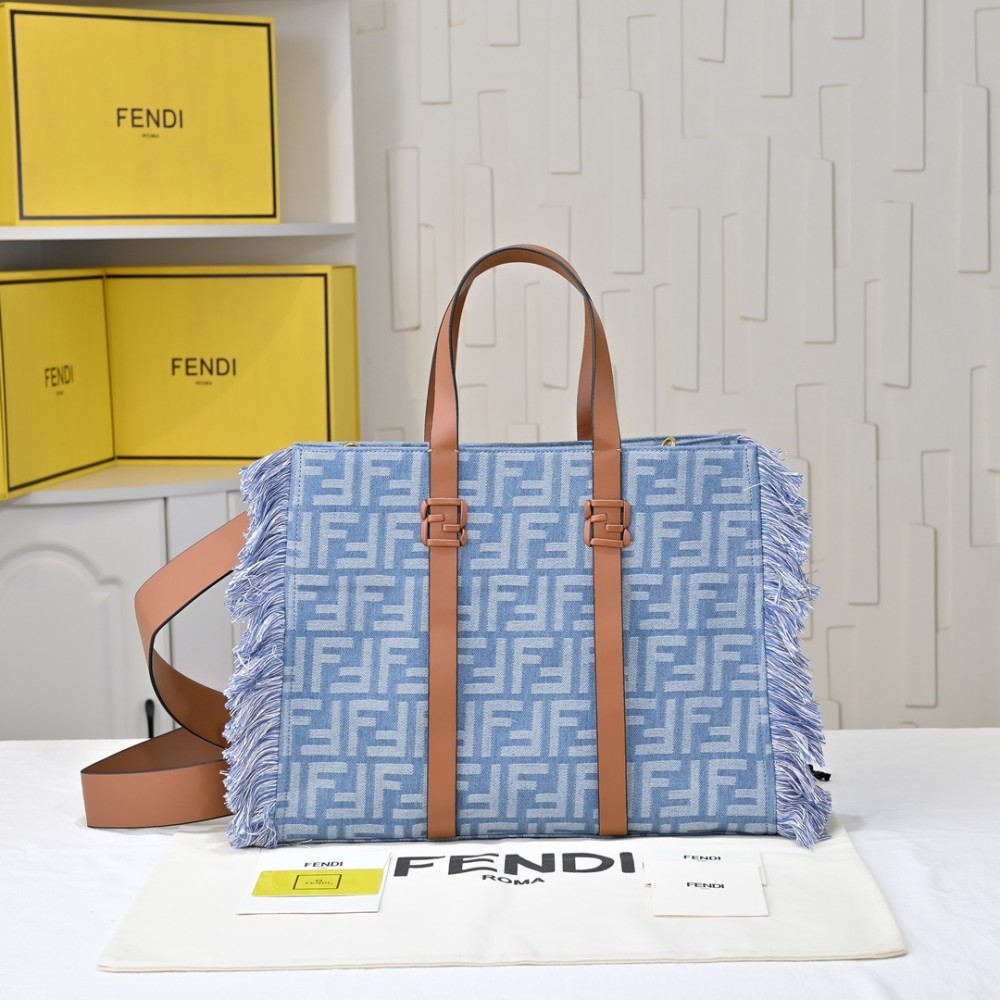FENDI FF Monogram Tote Bag